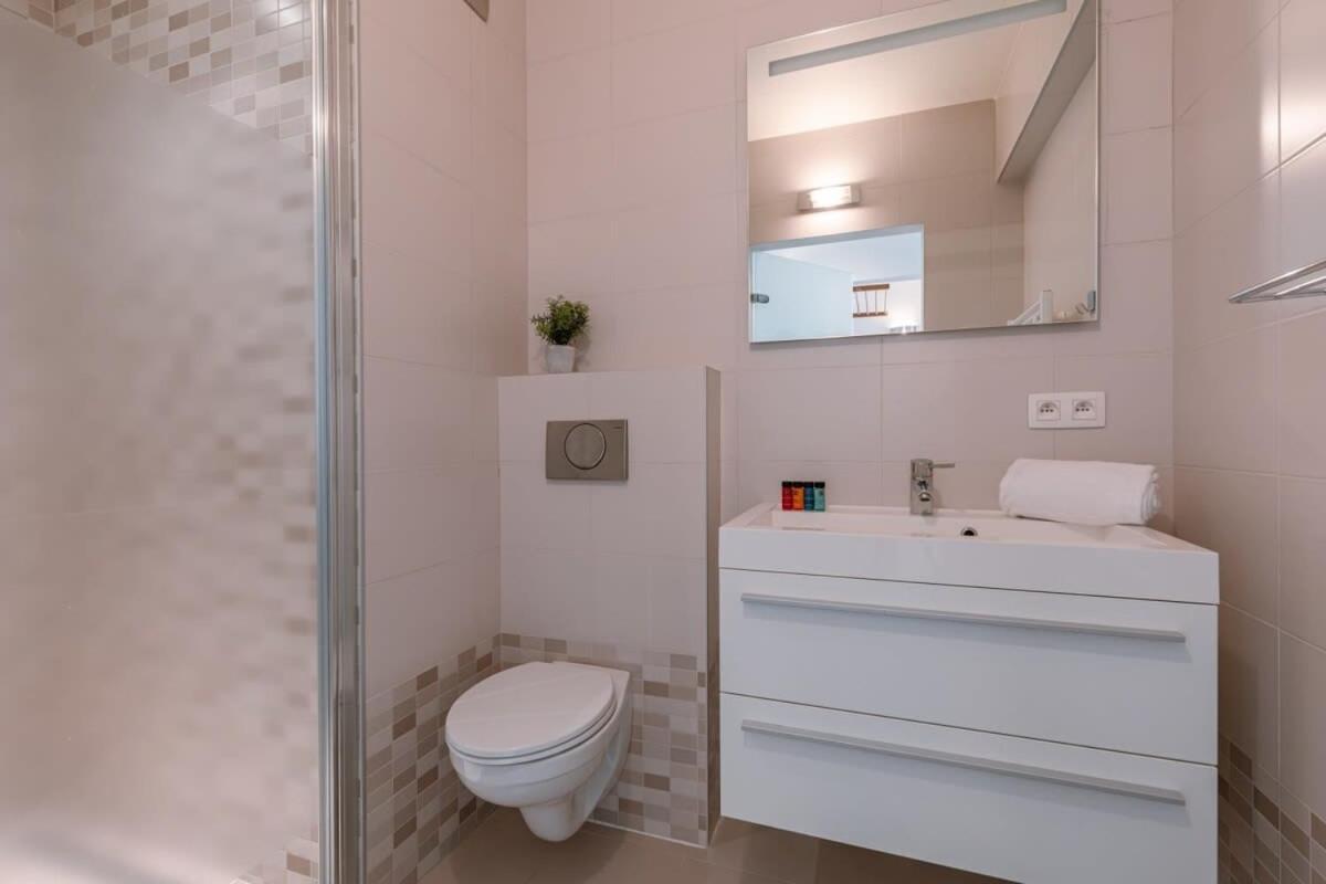 Huswell - Lovely, Sunny Flat Just Near The And The Sea Apartment